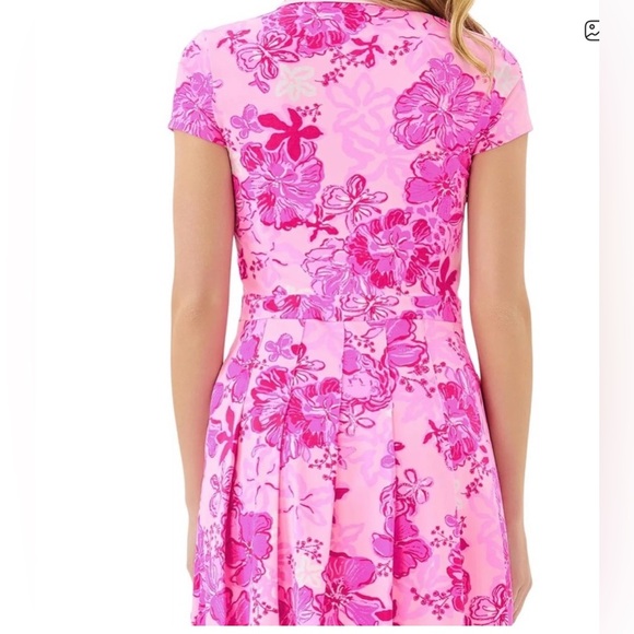 Lilly Pulitzer Alona Floral Luxletic Dress & Shorts Parigi Pink Large New Tags - Picture 3 of 12
